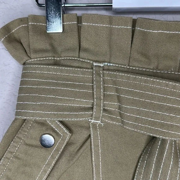 River Island 100% Cotton Khaki Green High Rise Paper Bag Belted Shorts Size US 6 - Picture 3 of 13